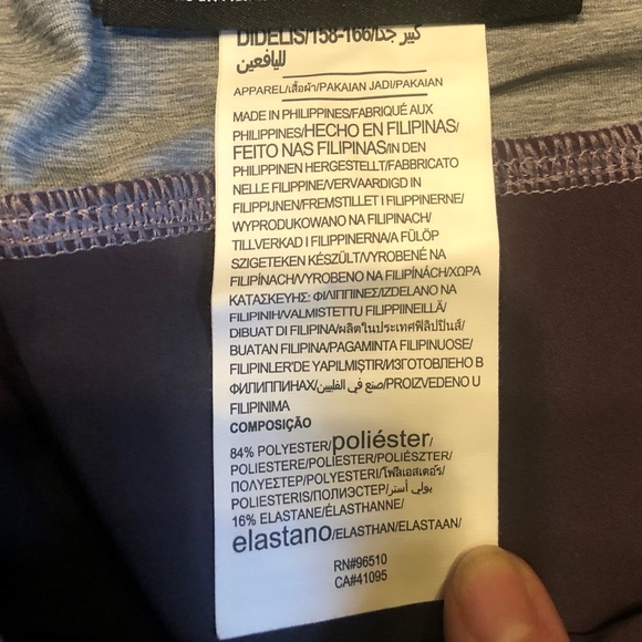 Under Armor Youth XLarge Jogger Pants. Grey. Great condition. - Picture 8 of 9